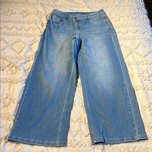 Wide-Leg Light Blue Jeans